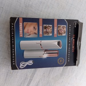 Seis piezas: depiladora femenina, torno para uñas, portero eléctrico, calentador de agua instantáneo para canilla y otros. - imagen 6