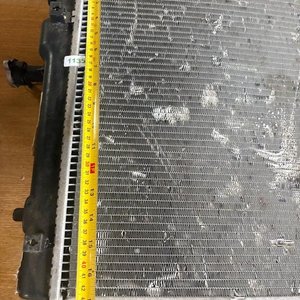 Radiador Automotriz con Electroventilador y Carenado - imagen 5
