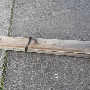 Lote anterior: 2 Tablas de Madera de Eucaliptus