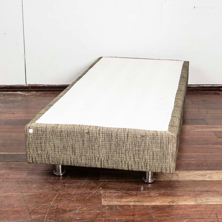 Item 2113902 - Image 0