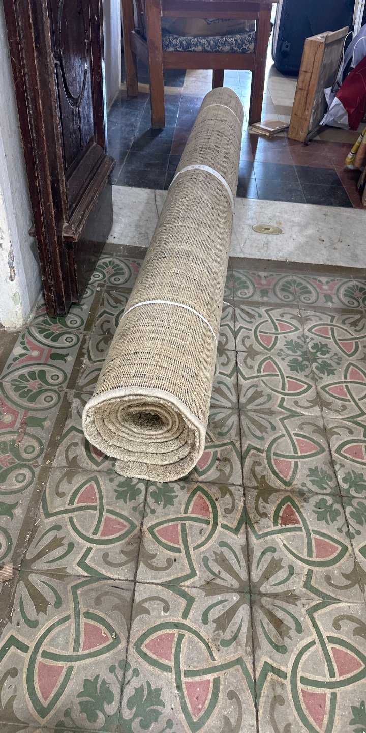 Alfombra Grande Enrollada