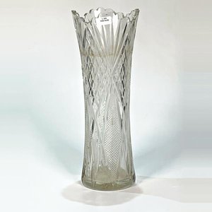 Lote anterior: Florero de Cristal Tallado con Borde Dentado