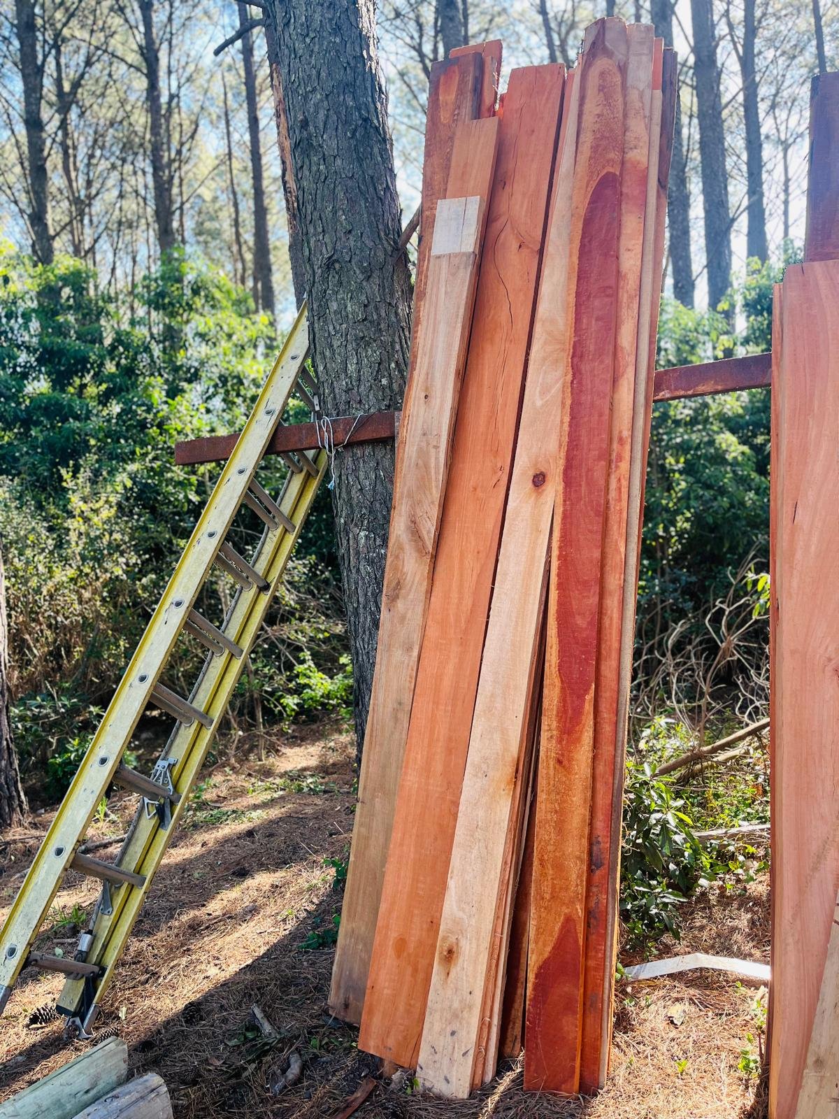 Lote de Tablas de Madera Variada