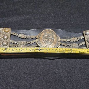 Cinto de cuero antiguo con apliques de plata y oro - imagen 9