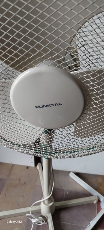Ventiladores de metal en buen estado - imagen 4
