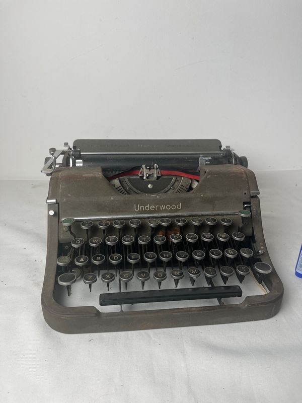 Máquina de escribir clásica para escritura manual - imagen 6