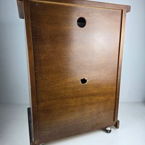 Aparador pequeño de madera con dos puertas y estante - imagen 6