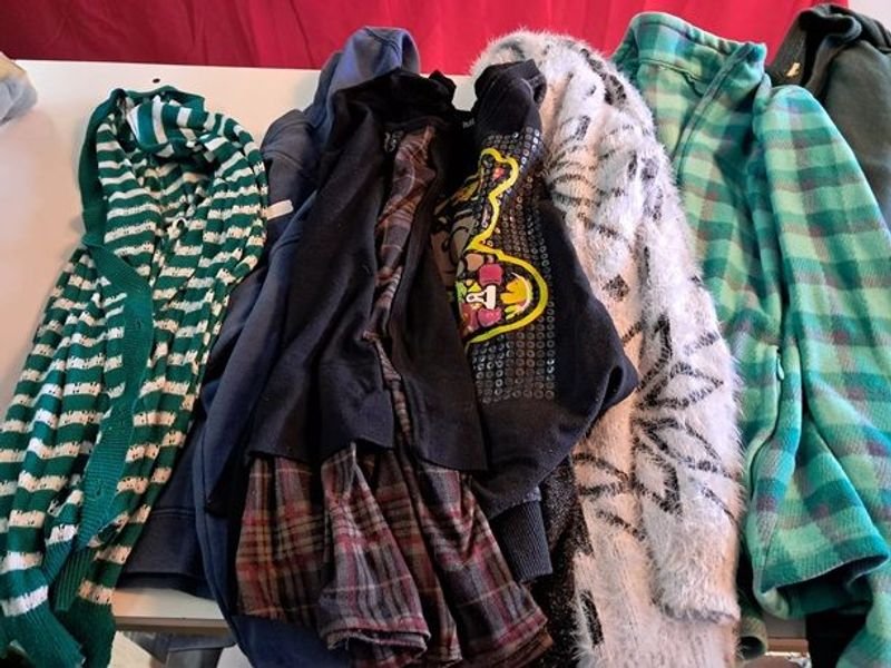 Ropa de invierno en lote - imagen 2