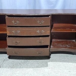 Bargueno Estilo Provenzal con 2 Puertas y 4 Cajones, Herrajes de Bronce - imagen 3