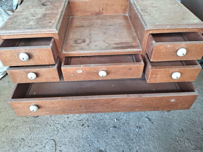 Antiguo mueble tocador con seis cajones - imagen 9