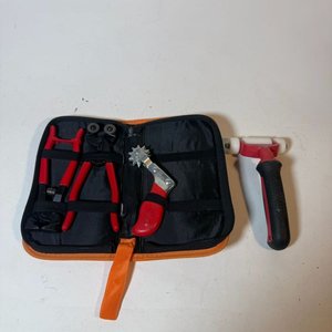 Lote anterior: Set de 4 Herramientas Manuales para Instalación y Reparación