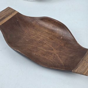 Lote de Cestos de Mimbre, Bandejas de Madera y Decoración - imagen 4