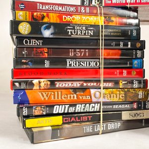 Treinta y tres películas en DVD, surtidas, en estuche - imagen 2
