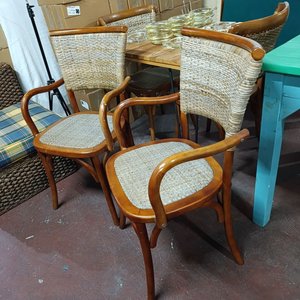 Par de Butacas Estilo Thonet Madera Curvada y Ratán Natural - imagen 3