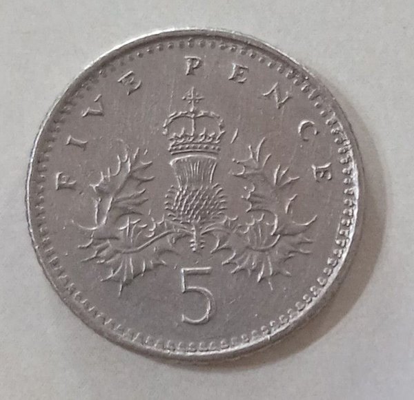 Moneda inglesa de 5 Peniques del año 2004 - imagen 2