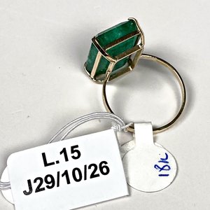 Anillo de Oro 18k con Esmeralda Rectangular Grande - imagen 4