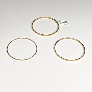 Tres Pulseras Doradas Estilo Esclava - imagen 2
