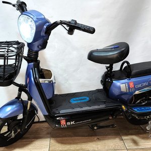 Bicimoto Eléctrica Nueva con Doble Asiento y Batería de Litio 48V - imagen 3