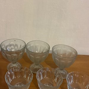 Lote siguiente: Set de 6 Copas de Postre de Vidrio