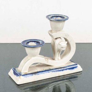Lote siguiente: Candelabro de Cerámica Blanco y Azul con Diseño de Gato - Hecho en Chile