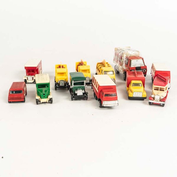 12 camiones de reaparto de Coca - Cola colecciones varias  - imagen 1