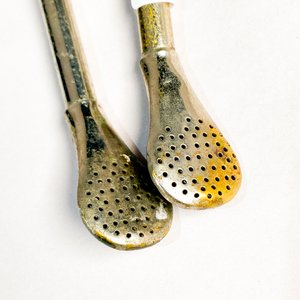 Dos Bombillas para Mate Metálicas con Detalles Decorativos - imagen 2