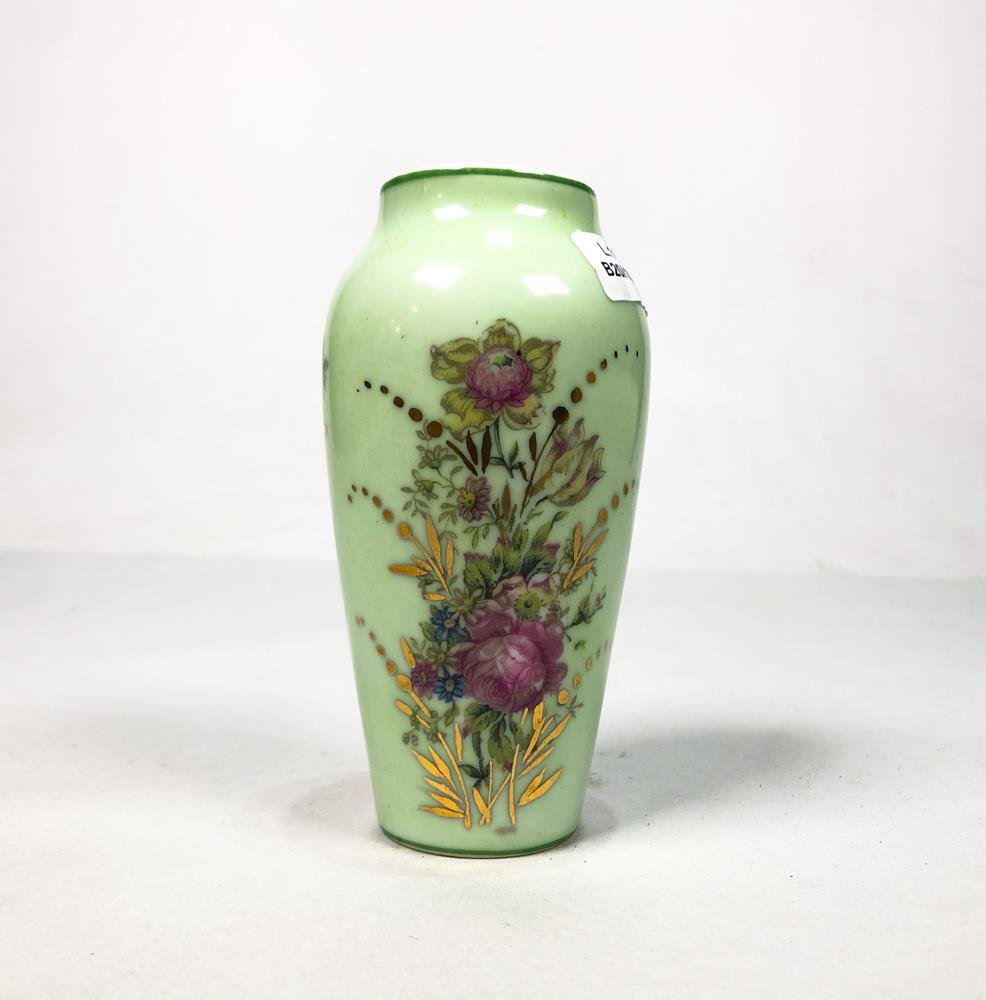 Florero Limoges de Porcelana Verde con Diseño Floral