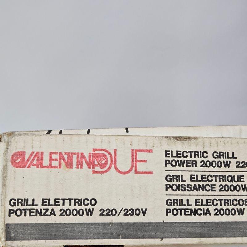 Parrilla eléctrica en su caja, funcionando - imagen 3