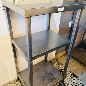 Lote #023 – Estantería en acero inoxidable de alto calibre con 3 estantes – 68x56x130cm - imagen 2