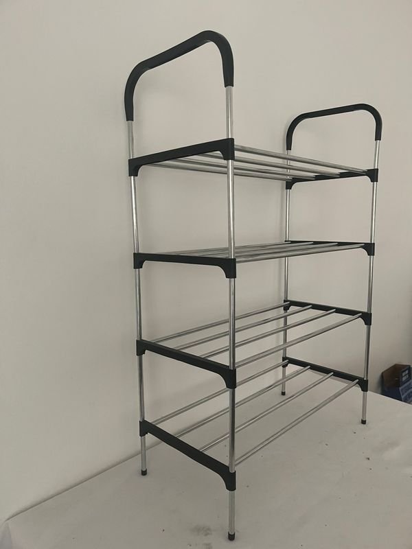 Zapatera de metal con estanterías ajustables - imagen 4