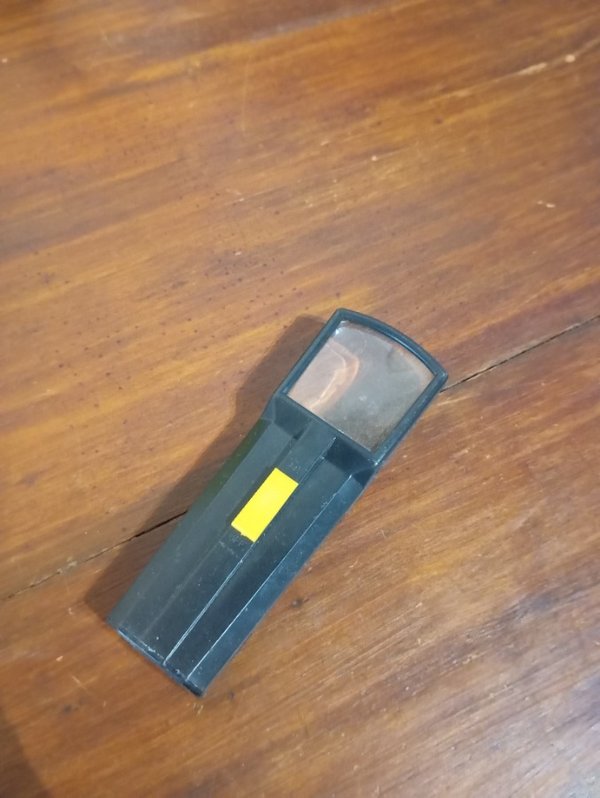 Inflador para colchón y lupa con luz a pila - imagen 5