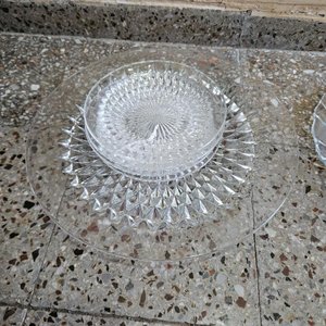 Juego de Bandejas y Platillos de Vidrio Tallado - imagen 5