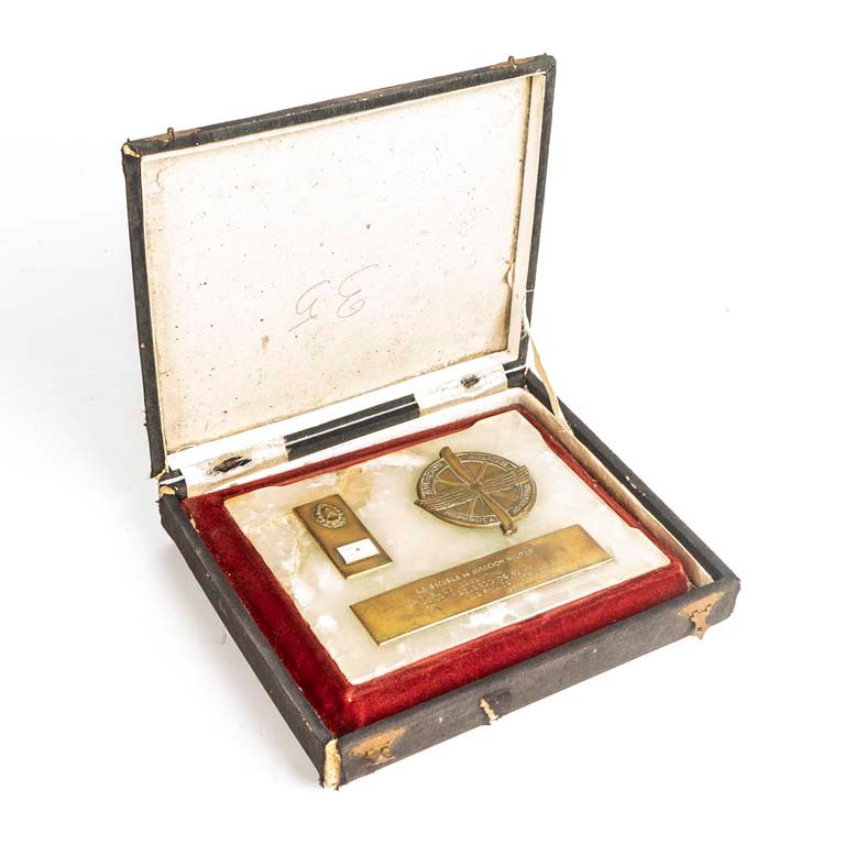 Item 2111979 - Image 0