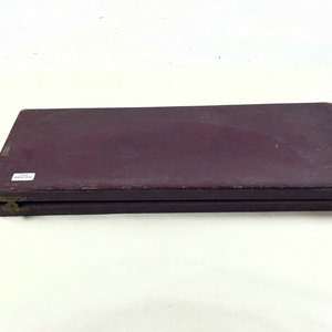 Lote siguiente: Estuche con 12 cucharas para helado