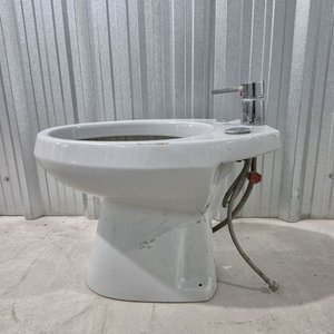 Bidet de Cerámica Blanco con Grifería - imagen 3