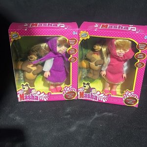 Lote siguiente: Set de Muñecas Masha y el Oso