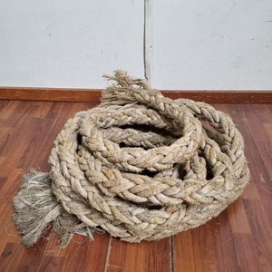 Soga Naval Robusta de 16 Metros con Aspecto Rústico - imagen 1
