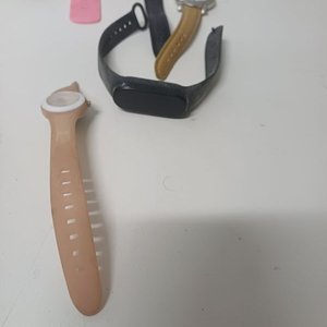 Lote de 11 Relojes Variados: Rosado, Verde, Negro y Más - imagen 3