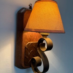 Lámpara de Pared Rústica en Madera y Hierro Forjado - imagen 4