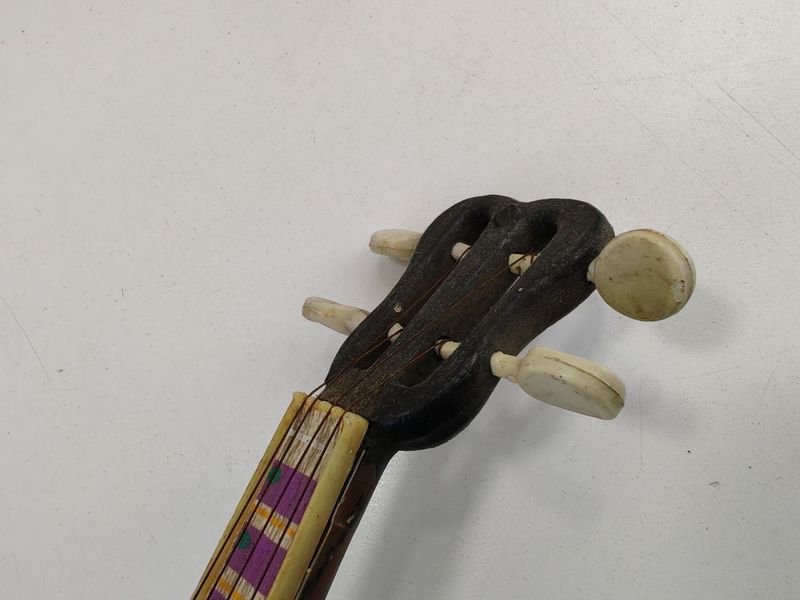 Instrumentos musicales y accesorios decorativos - imagen 12