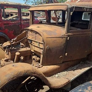Automóvil Antiguo Ford A 28-29 Cuatro Puertas - imagen 2