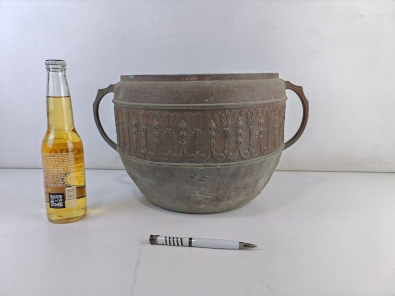 Item 845890 - Image 1