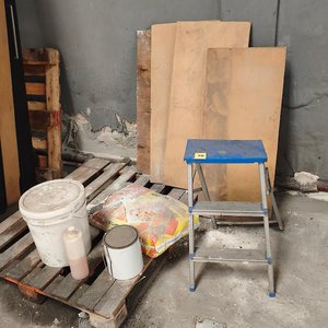 Lote anterior: Escalerita Plegable, Chapones, Pallet y Materiales de Construcción