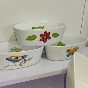 Lote de 21 piezas: vajilla y objetos decorativos con motivos pintados - imagen 6
