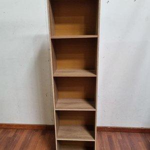 Lote siguiente: Estantería Abierta Moderna Tono Madera 42x25x170 cm