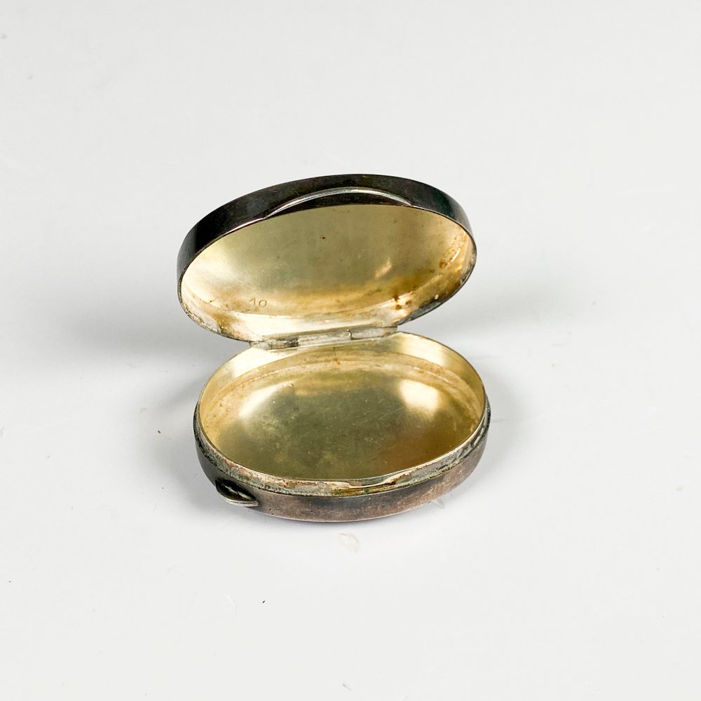 Pastillero de plata y esmalte con detalles en oro - imagen 3