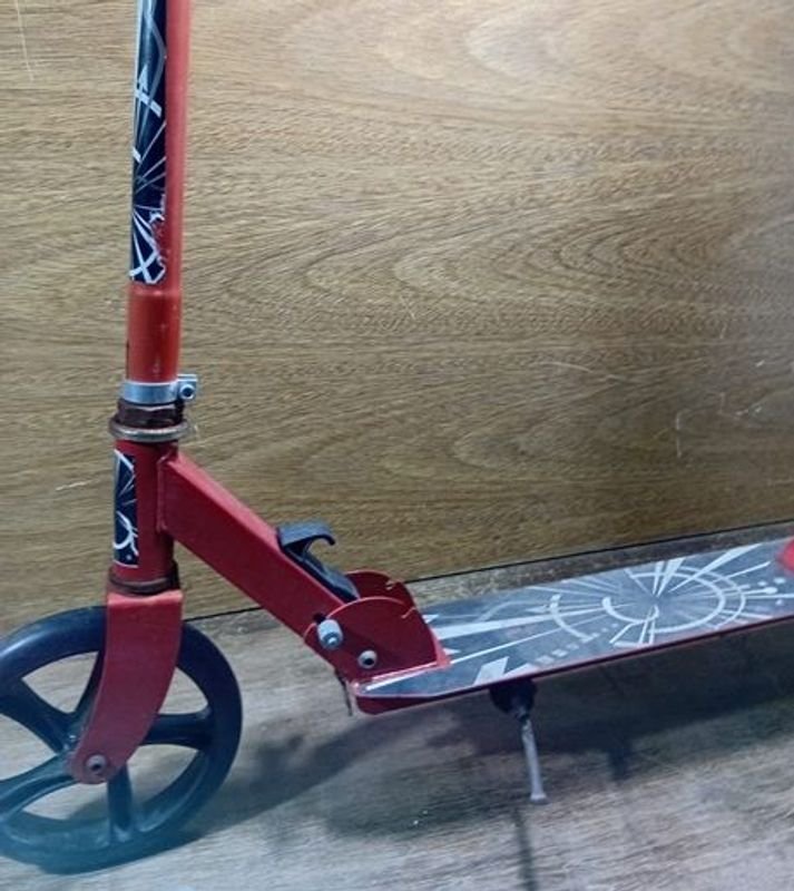 Monopatín de scooter en venta - Accesorios para Vehículos - imagen 4