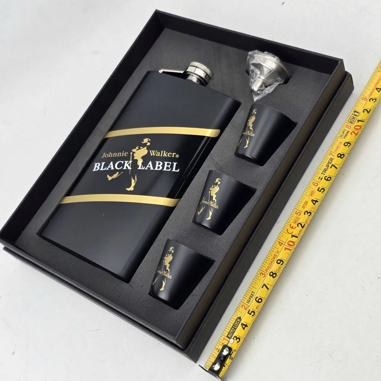 Set de Petaca y Vasos Johnnie Walker - imagen 5