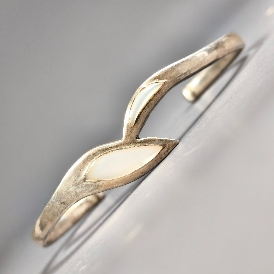 Item 16377 - Image 2