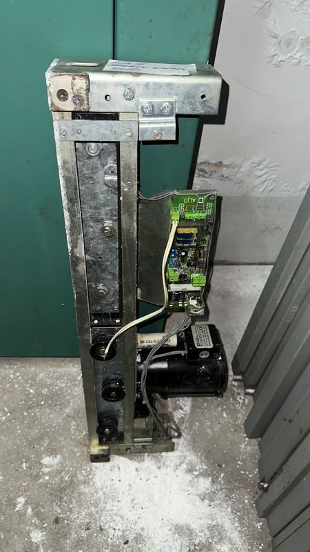 Mecanismo apertura asacensor con motor 220v